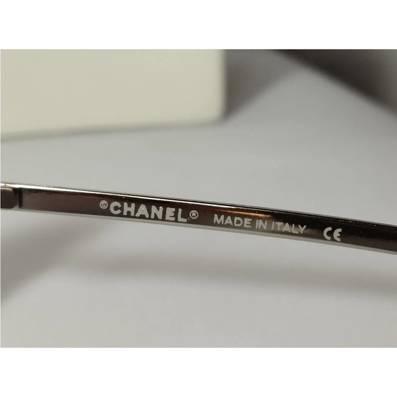 Vintage Chanel Swarovski Crystal rhinestone sunglasses 5077-B - Picture 13 of 13